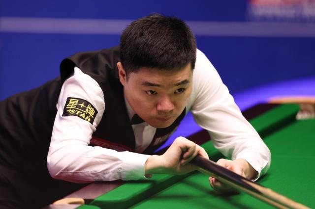 九游娱乐-世锦赛首轮丁俊晖上演逆转好戏 首阶段领先宾汉姆